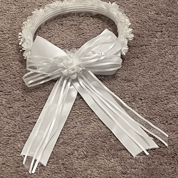 Accessories - Elegant White Floral Headband with Bow